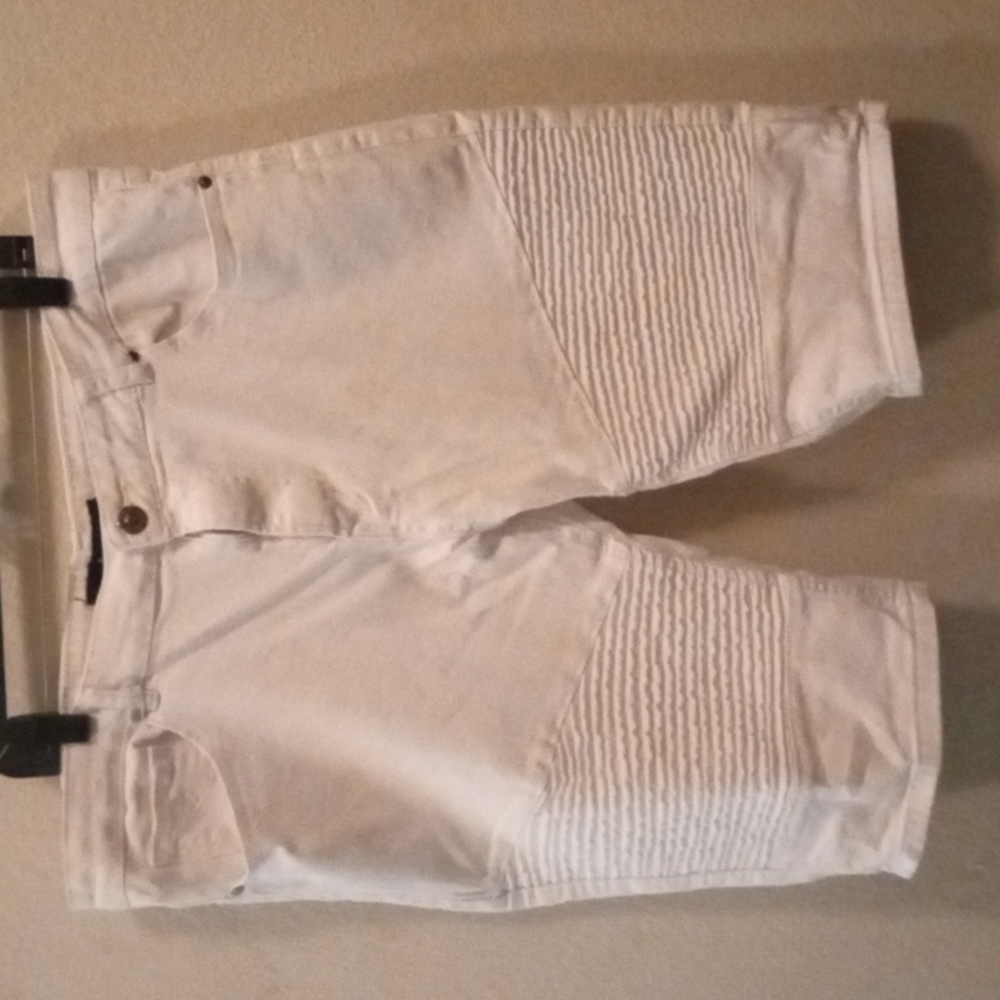 Rocawear White Jean Short